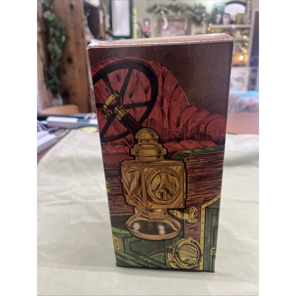 NIB VINTAGE 1973 AVON AUTO LANTERN DEEP WOODS AFTERSHAVE & TALC-NEW IN BOX